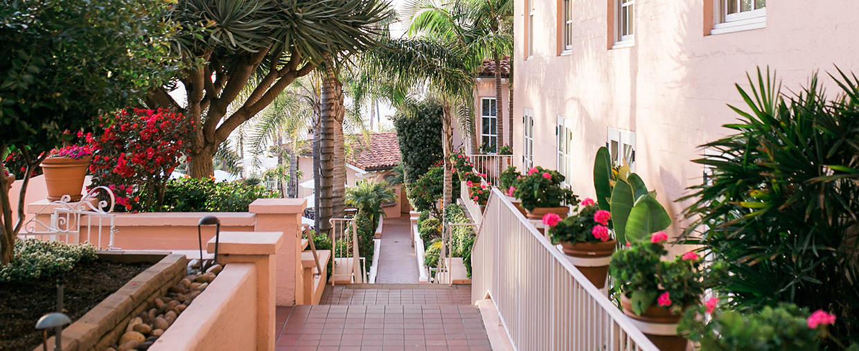 La Valencia Hotel, Press